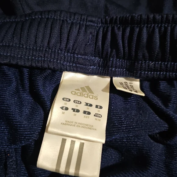 🏃‍♀️ Adidas Navy Blue Athletic Running Shorts w/ Side Stripes Size M - Picture 2 of 5